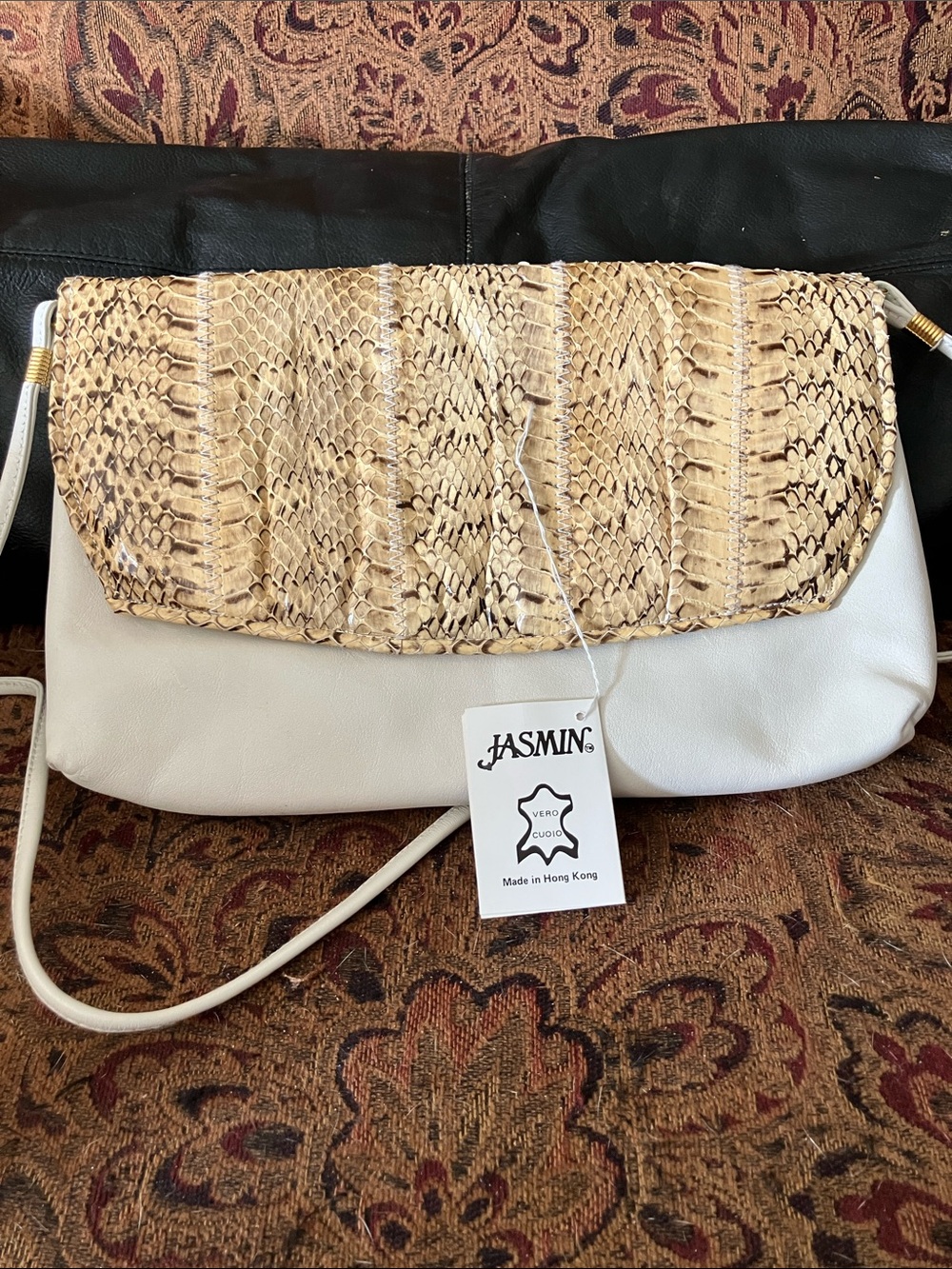Jasmin vintage White leather Shoulder Bag with Natural Snake-Print Flap